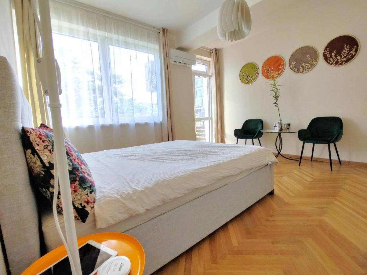 Big Stay - 4 Bedroom, 2 Bathroom Central Apartment With Ac Bratislava Exteriér fotografie